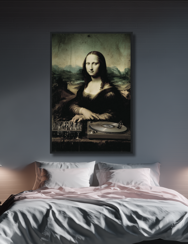 Mona on the Decks